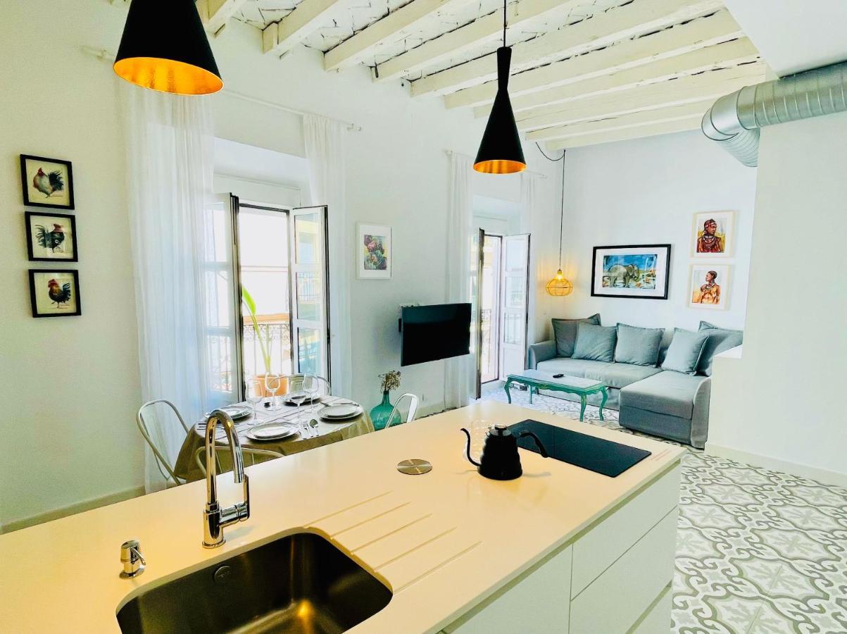 Modern Apartment In The City Centre, La Alameda 세비야 외부 사진